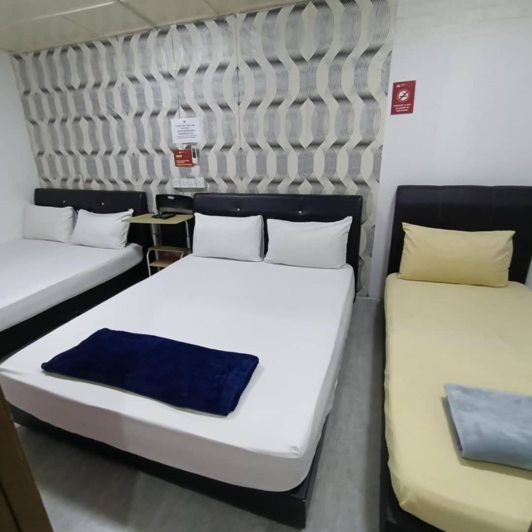 JSW Inn Gelugor Bagian luar foto